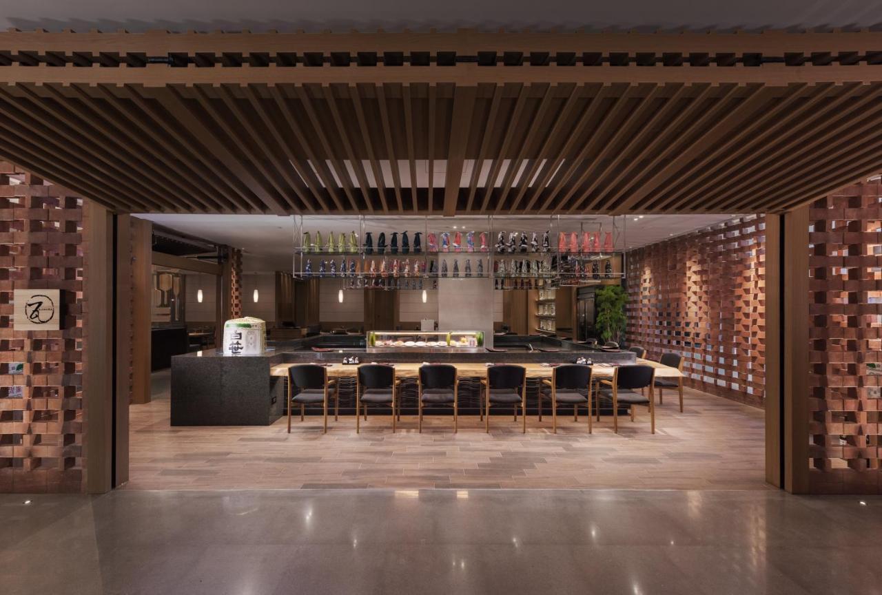 מלון Crowne Plaza Tainan By Ihg מראה חיצוני תמונה The interior of the restaurant