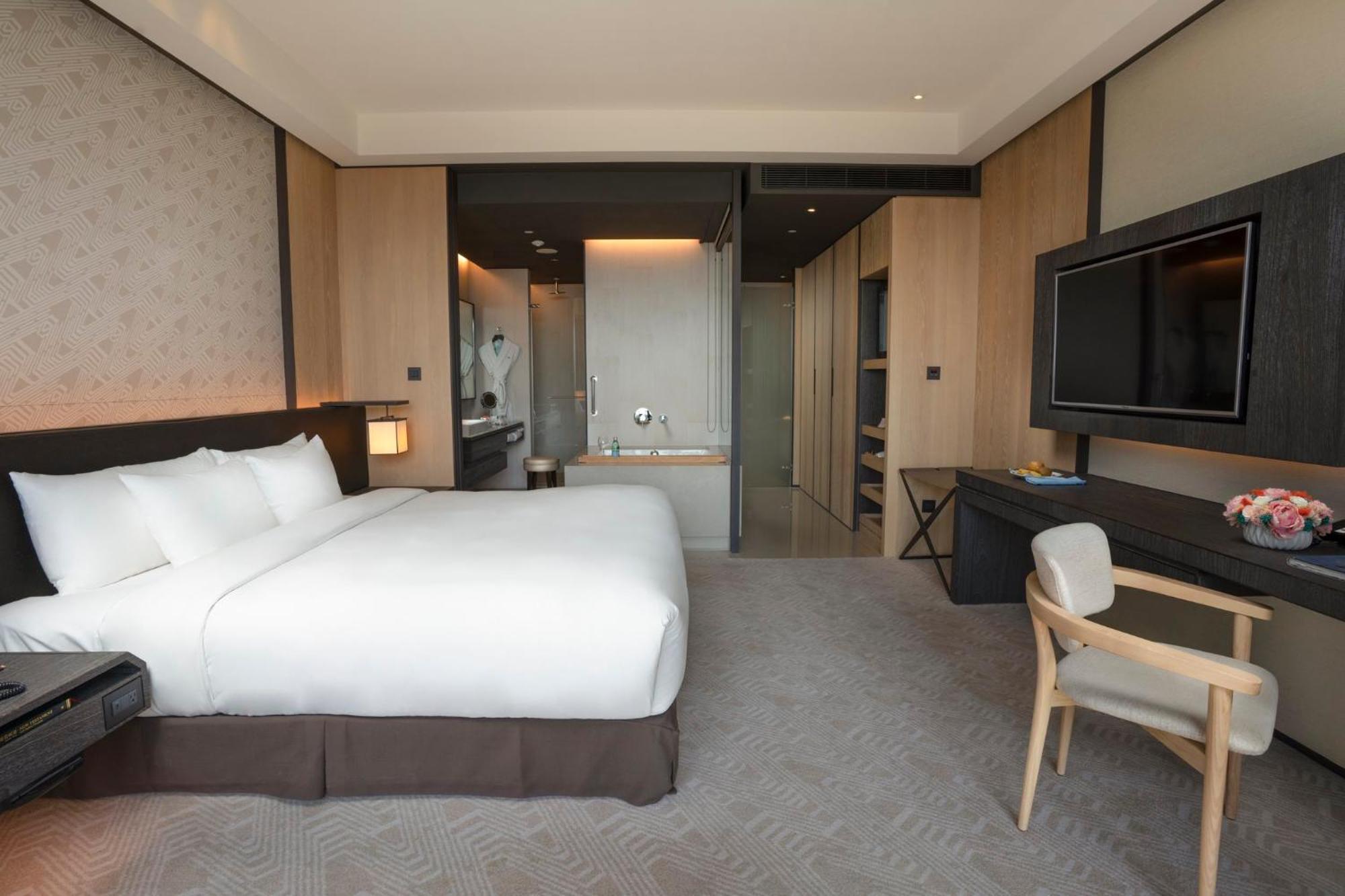 מלון Crowne Plaza Tainan By Ihg מראה חיצוני תמונה Deluxe Room