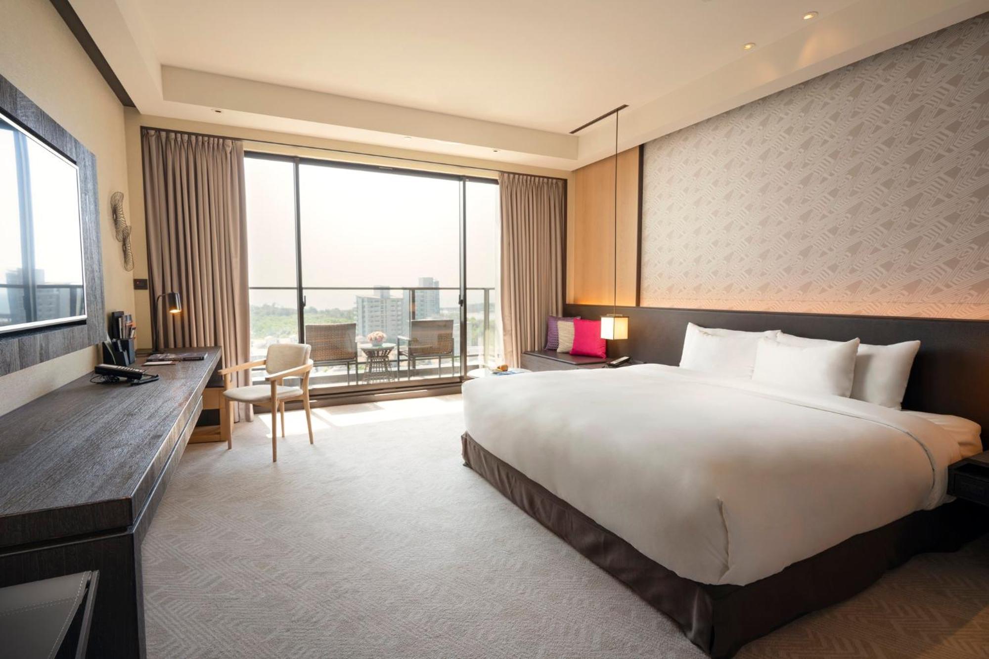 מלון Crowne Plaza Tainan By Ihg מראה חיצוני תמונה Deluxe Room